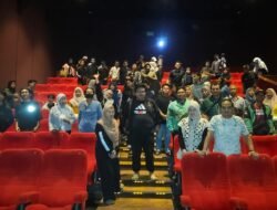 Peduli Perfilman Indonesia, Perwakilan Ojek Online Diajak Nonton Bareng Film Timur