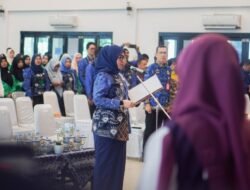 Wali Kota Banjarbaru Kukuhkan Tim Pembina Posyandu Periode 2025–2030