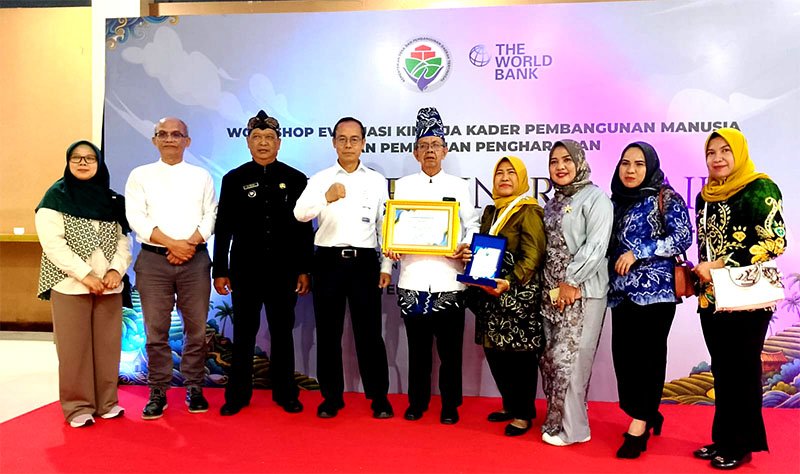 Desa Lok Gabang meraih prestasi Peringkat 1 Nasional Desa Berkinerja Baik. 