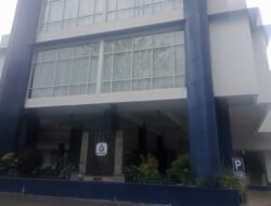 PT Air Minum Intan Banjar Berikan Bantuan Logistik dan Pastikan Kualitas Air Tetap Aman