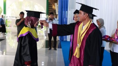 Wisuda Sekolah Lansia Warnai Harganas di Tanah Bumbu