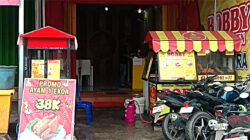 Bobby Fried Chicken Sekumpul Martapura. (Foto: Koranbanjar.com)