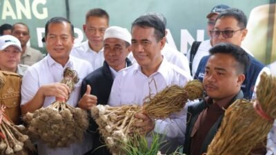 Mentan Amran: NTB Menjadi Pusat Komoditas Bawang Putih dan Jagung Nasional
