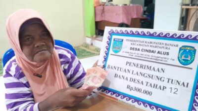 Pemerintah Desa Cindai Alus Martapura Salurkan BLT Desa Tahap Akhir 2025