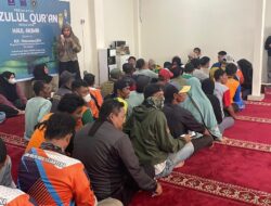 Yayasan Abdul Azis Halaby Salurkan THR Kepada 3.000 Pekerja Nonformal di Banjarbaru