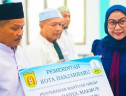 Momentum Safari Ramadan; Wali Kota Lisa Halaby Ajak Warga Liang Anggang Rajut Kebersamaan