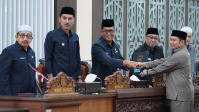DPRD Kabupaten Banjar Setujui Raperda Administrasi Kependudukan