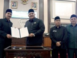 Eksekutif dan Legislatif Kabupaten Banjar Sepakat Tiga Raperda Menjadi Perda