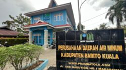 Kejaksaan Negeri Barito Kuala Geledah Kantor PDAM Batola