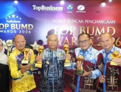 Bupati Muhammad Rusli Terima Penghargaan Sebagai TOP Pembina BUMD 2026