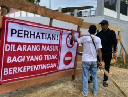 Pastikan Proyek Steril, PUPR Perkim Balangan Pasang Pagar Pengaman di Kawasan Istana Anak Yatim