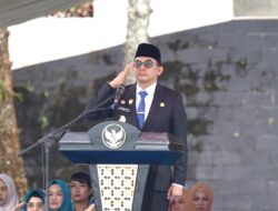 Bupati Andi Rudi Latif Pimpin Upacara Peringatan Hari Kebangkitan Nasional dan Proklamasi Gubernur Tentara ALRI Divisi IV Pertahanan Kalimantan Ke-77