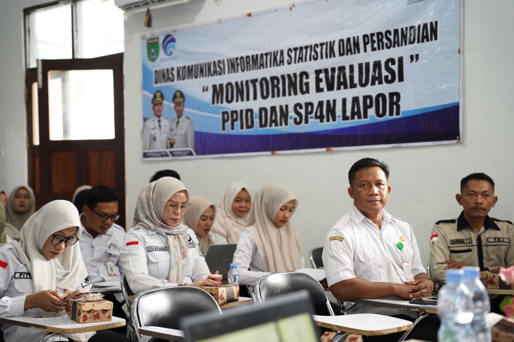 Monitoring dan Evaluasi (Monev) Pejabat Pengelola Informasi dan Dokumentasi (PPID) serta Sistem Pengelolaan Pengaduan Pelayanan Publik Nasional–Layanan Aspirasi dan Pengaduan Online Rakyat (SP4N-LAPOR!), Rabu (6/5/2026) di Gunung Tinggi, Batulicin.