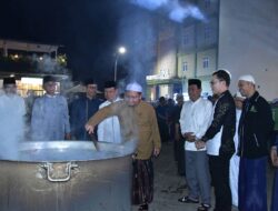 Ponpes Dalpa Kandangan Gelar Masak Jumbo dan Pesta Sate Iduladha