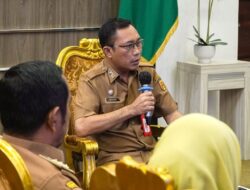 Sekda Banjarbaru Apresiasi Bantuan CSR PTAM Intan Banjar untuk Bedah Rumah Warga