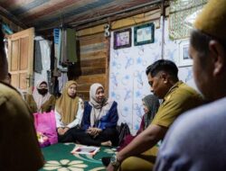 Pemko Banjarbaru Sampaikan Duka Mendalam, Jenguk Keluarga Ustazah HN Bentuk Kepedulian