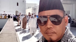 Penulis, Dr.M.Anshari, S.Th.I, M.HI. C.SM