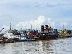 Pengamat Kota Subhan Syarif Soroti Penambatan Kapal di Tikungan Sungai Banjarmasin, Dinilai Ganggu Keselamatan Pelayaran