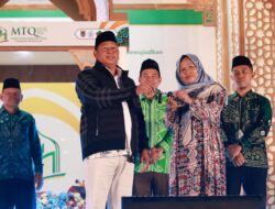 Mislawati Mendapatkan Sepeda Listrik Undian MTQ Barito Kuala