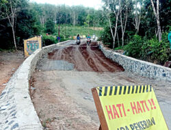 Proyek Jembatan Sungai Besar Karang Intan = Proyek “Siluman”, Tanpa Disertai Papan Informasi