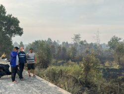 Karhutla di Jalan Gubernur Syarkawi Dekati Pipa Distribusi, PTAM Intan Banjar Terjunkan Tim Pemadam