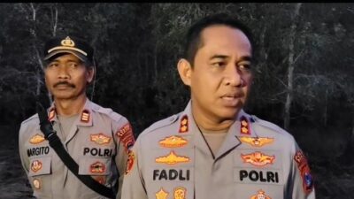 Kapolres Banjar Pantau Titik Api Karhutla Hingga Larut Malam