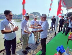 Lomba Perahu Naga digelar di Sungai Nagara